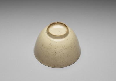 图片[2]-White cup with linear design, Peng ware, Yuan dynasty (1271-1368)-China Archive